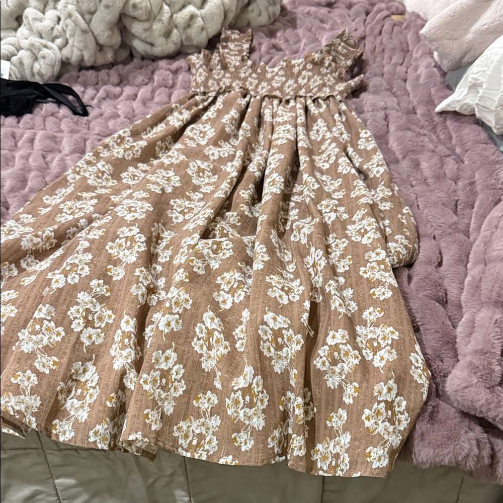 Floral Brown women’s medium Dress